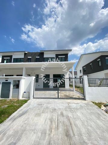 Double Storey Semi D House Taman Scientex Rawang Anggun Kota Emerald 1