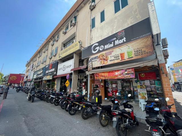 4 Storey Shoplot For Sale behind Aman Central Alor setar Town 1