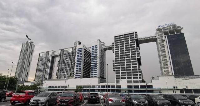 Sky Park, Cyberjaya 1