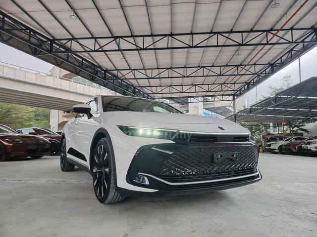 2023 Toyota CROWN 2.4 CROSSOVER RS ADVANCED (A) - 1
