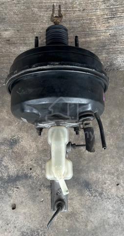 Toyota Wish ANE10 Brake Servo&Master Pump Set 2.0L - photo 2 of 5