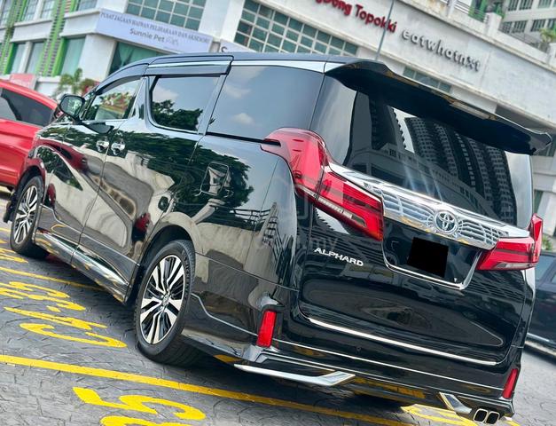 ADAPTIVE CRUISEš„2021 Toyota ALPHARD 2.5 SC DIM - 2