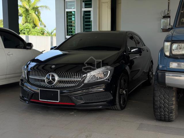 2015 Mercedes Benz A250 2.0 AMG LOW MILEAGE - 2