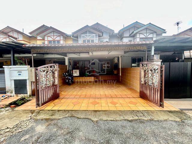 FULLY RENO 🔥 2 Storey Terrace Taman Universiti Bangi 1