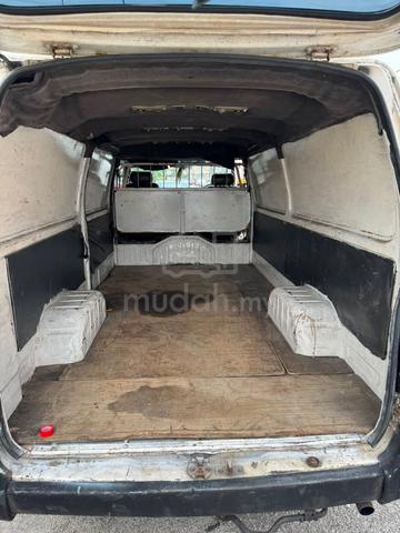 1991 Toyota HIACE 2.8 LH-113R (M) PANEL VAN - 4