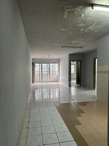 Flora Damansara 1