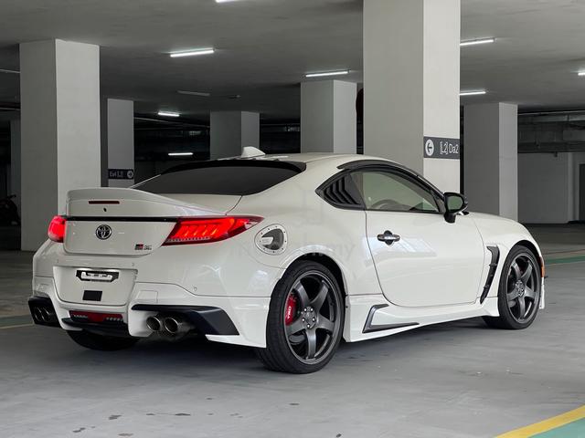 GR BODYKIT 2022 Toyota GR86 2.4 RZ VALENTI JEWEL - 5