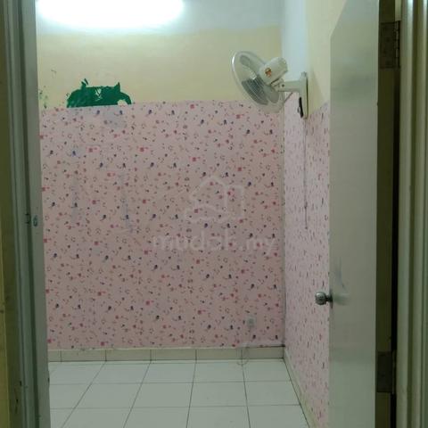 Single Storey Bandar Putera 2 @Klang  Partially Furnished For Rent 2