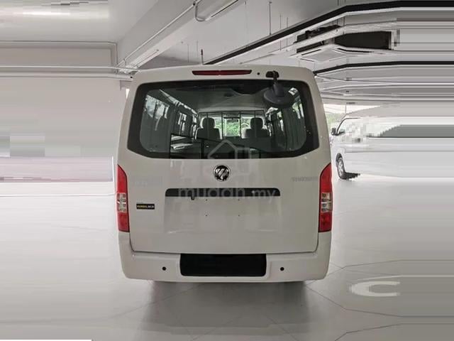 New Toyota HIACE Panel Van Automatic - 4