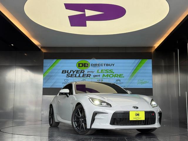 2022 Toyota GR86 2.4 RZ LOW MIL - 1