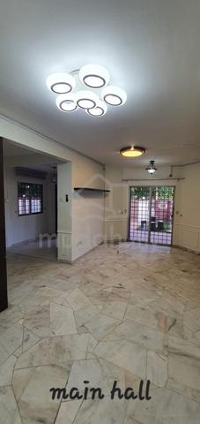 CAT BARU !! Rumah 5 Bilik Saujana Impian !! Kabinet Dapur !! 3
