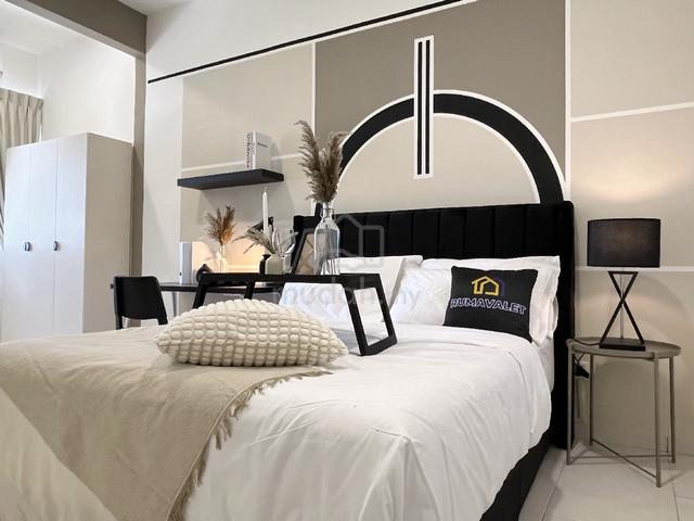 Master Suite | Pixel City Sentral 1