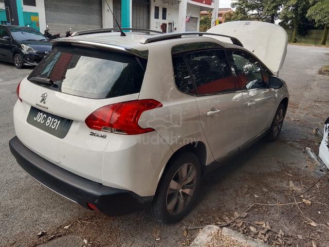 2014 Peugeot 2008 1.6 VTi (A) - 4