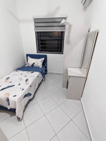 Fully Furnished Single Room kajang Bangi(female only) 1