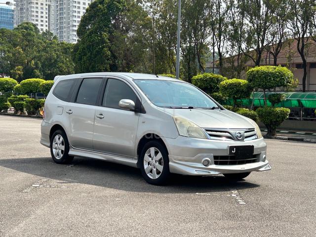 Direct Owner 2012 Nissan GRAND LIVINA 1.6 IMPUL(A) - 1