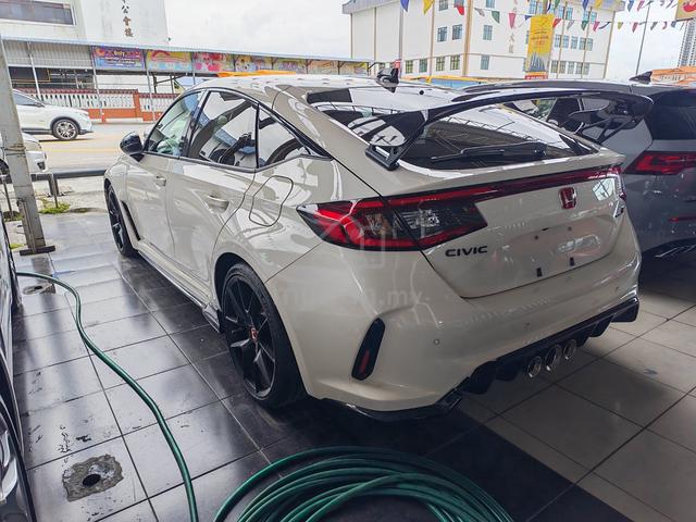(1k Mileage) 2024 Honda CIVIC 2.0 TYPE R - 3
