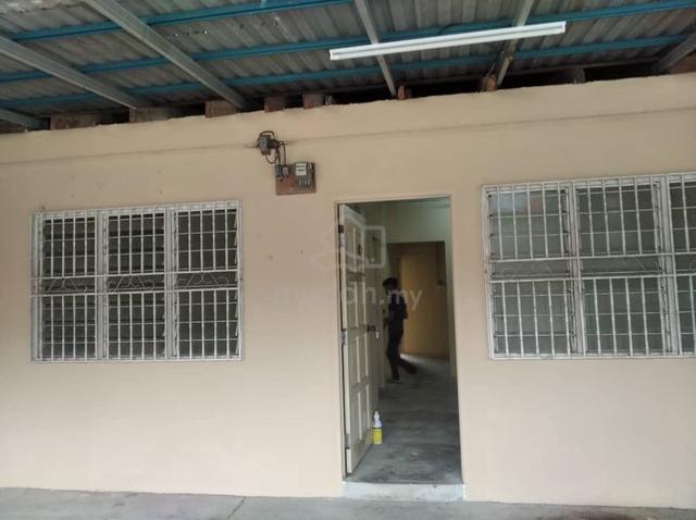 TAMAN MURNI Tanjong Karang Terraced House For Rent 1