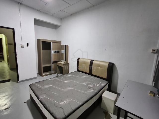 Taman Maju Jaya @ Taman Pelangi Aircond Room with Balcony For Rent 1