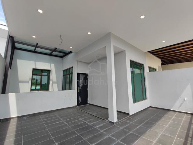 MODERN RENOVATED 2.5 Storey Terrace near TARCOR PARK @ Limbongan Indah 1