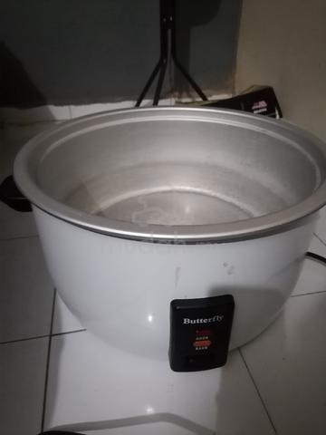 Butterfly electrical rice cooker jarang² pakai - photo 2 of 4