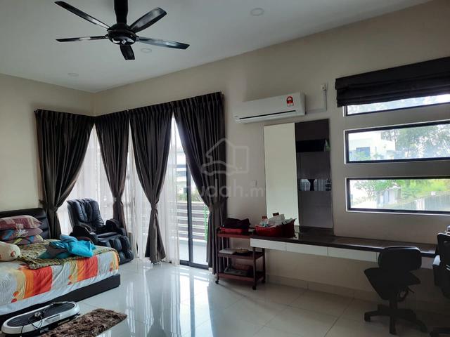Permas Jaya Taman Bayu Puteri Semi Detached House Full Loan 1