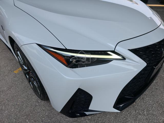 2023 Lexus IS300 2.0 F-SPORT SUNROOF 360 GRADE 5 - 2