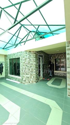 QUIET AREA 🔥 SS7 Kelana Jaya, Double Storey 1