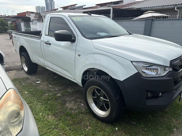 2021 Isuzu D-MAX 4X4 1.9L (M) - 4