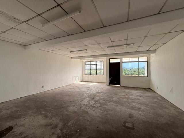 【Well Kept!! Prefer Cash Buyer】Shop Office, Jalan Orkid, Bukit Sentosa 1