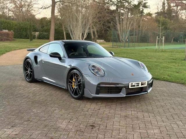 2022 Porsche 911 3.7 TURBO S HUGE Spec ARCTIC Grey - 3