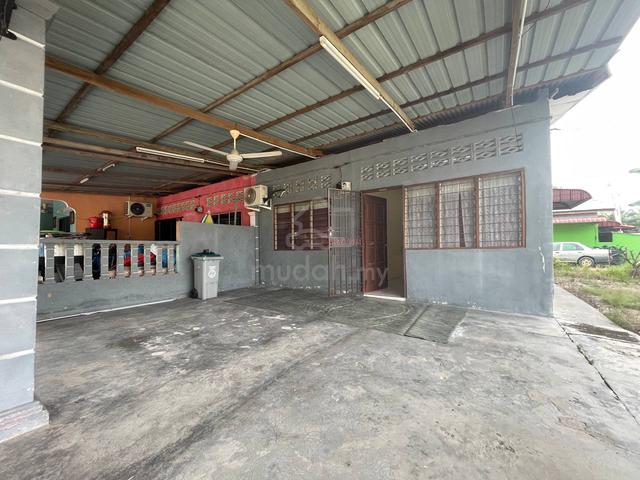 [Facing Open] Corner Lot Taman Merlimau Batu Gajah Pasir untuk dijual 2