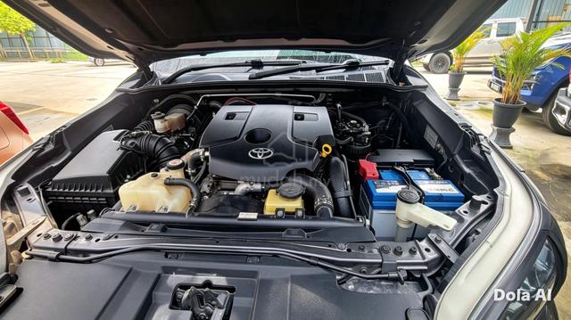 TOYOTA HILUX 2.4G AUTO 4X4 TIP Top condition - 4