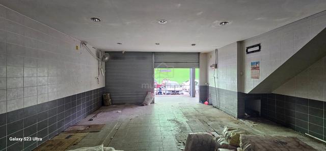 Ground Floor Shoplot at MJC, behind Everwin 1