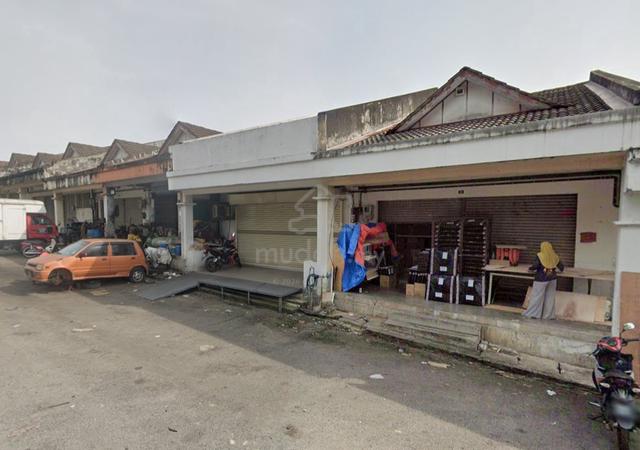 Bandar bukit puchong shop 20x65 near puchong perdana 1