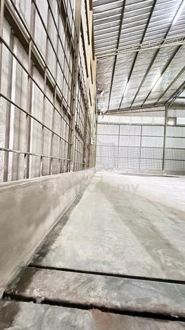 Semi-Detached Warehouse for Sale :~ 1