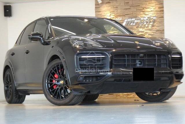 Porsche Cayenne Platinum Edition