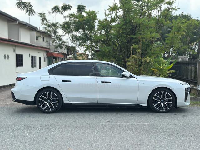 2024 BMW I7 M-Sport M50 (A) RECOND UNREGISTERED - 4