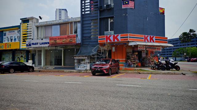 Corner Lot At Kinrara Uptown Lestari Perdana Seri Kembangan For Rent 1