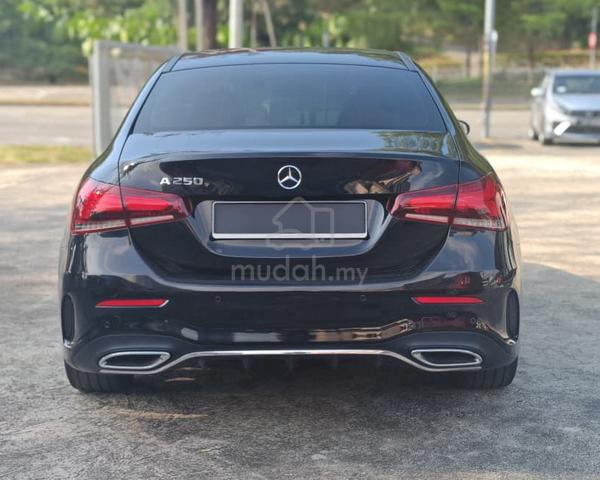 Mercedes Benz A250 2.0 AMG LINE (A) - 3