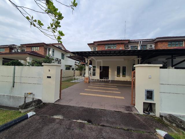 Large Semi D near Kluang Mall 1