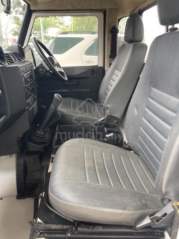 2011 Land Rover DEFENDER 2.4 110 HIGH CAPACITY 4X4 - 5