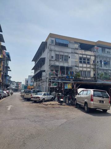 Sibu Long Bridge Corner shoplot for Sales (Facing Lanang Road) 1