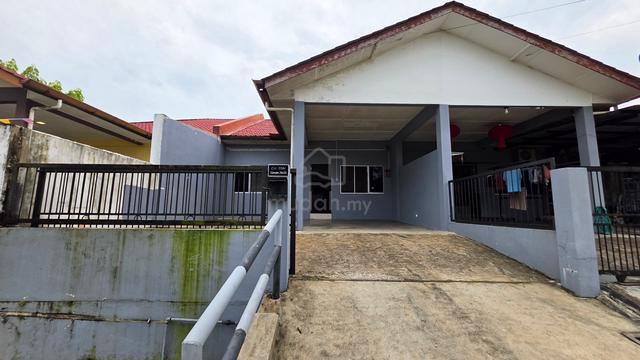 12th Mile Taman Poh Kwong Single Storey Intermediate 1
