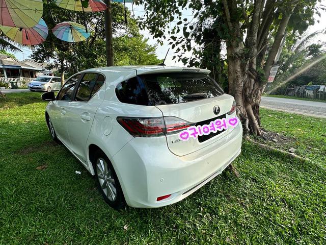 2012 Lexus CT200 1.8 H (HYBRID) (A) - 5