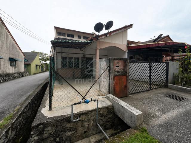 [Facing Empty] Single Storey Terrace END LOT , Taman Pelangi , Rawang 1