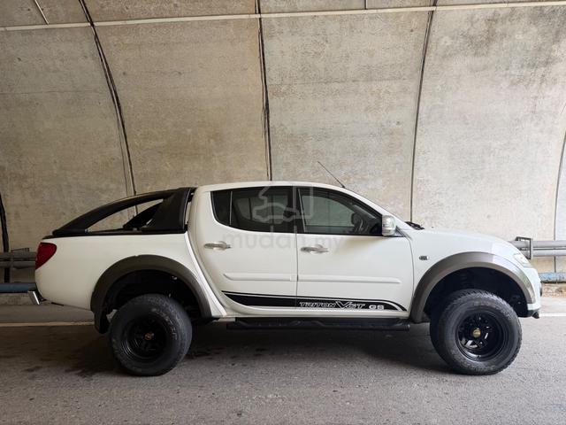 2014 Mitsubishi TRITON 2.5 VGT GS Sunroof Facelift - 5