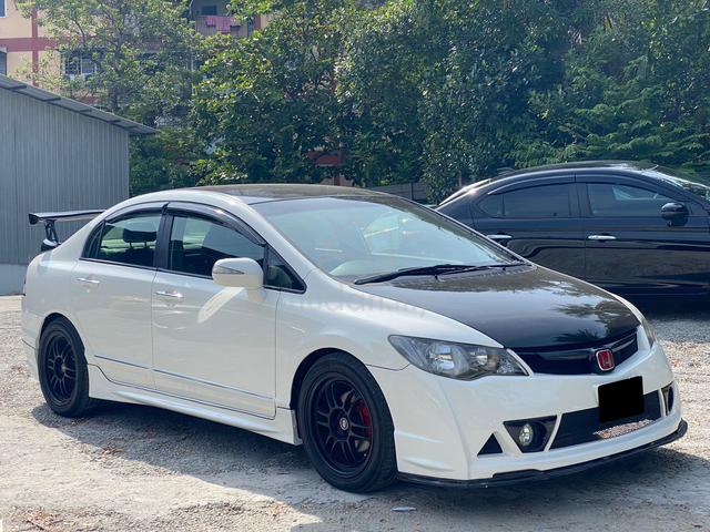 2011 Honda CIVIC 1.8 i-VTEC (A) - 1