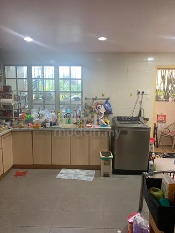 2.5 Storey House Taman Bukit Serdang For Sale, Seri Kembangan Dijual 1