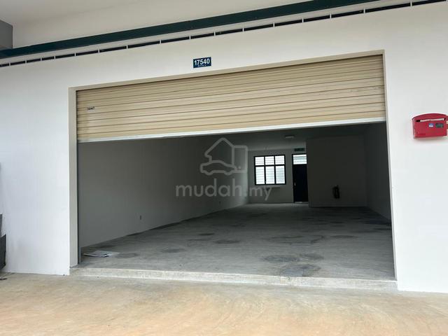 BANDAR PUTRA NEW BRAND SINGLE STOREY SHOP - For Rent 1