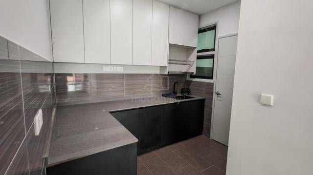 Admiral Residences 1
